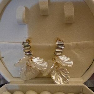 Elegant Gold and White Floral Earrings